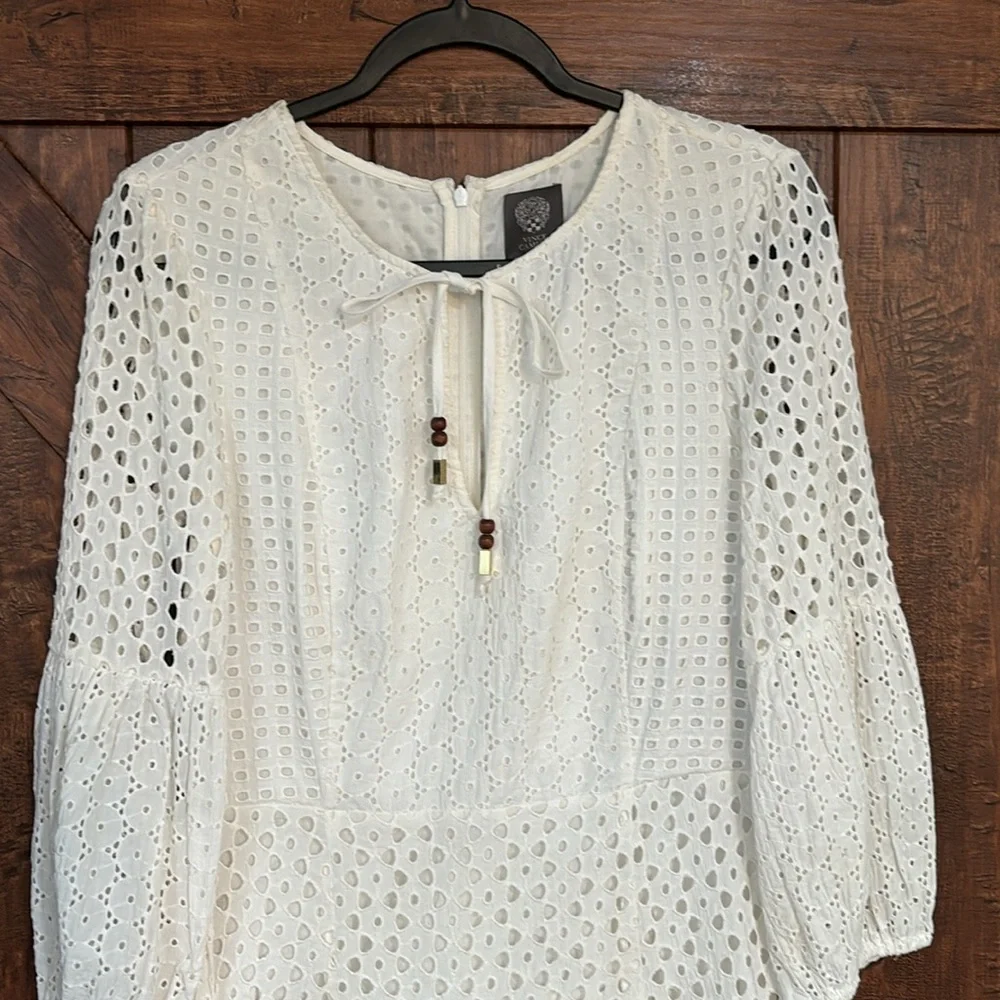Vince Camuto white beautiful dress,like new - Picture 3 of 7